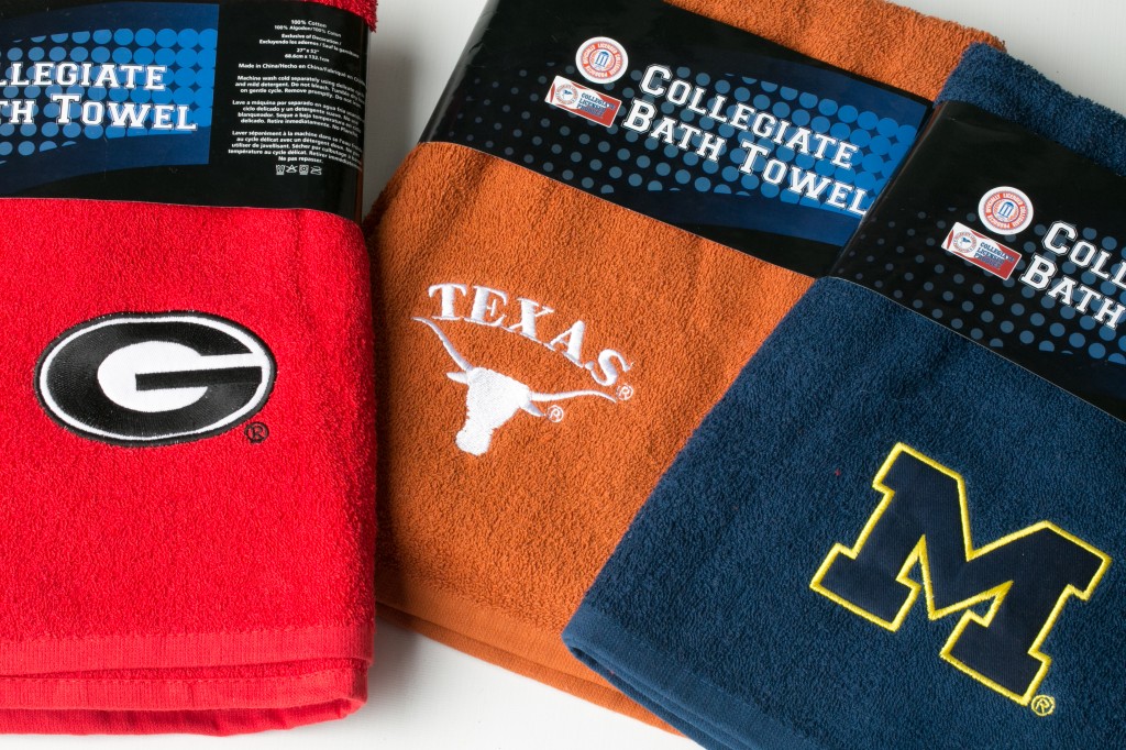 Officially Licensed Collegiate Bath Towels | Redeem Source