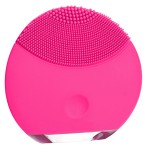 mini silicone facial brush – dark pink