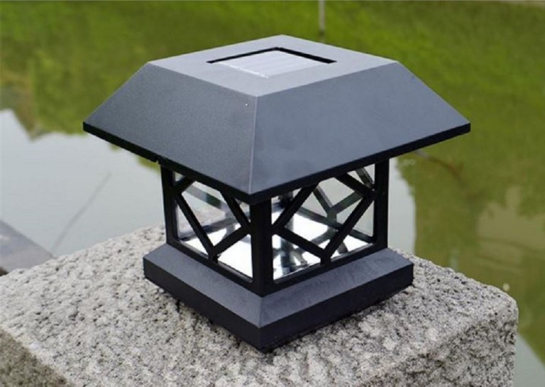 LED Solar Fence Post Light