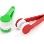 eyeglass cleaning tool – 2 red and green