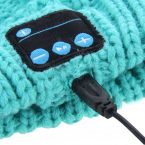 bluetooth-beanie-port