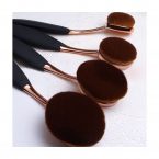 IAG-Black-and-Gold-Oval-Brush-Set-3