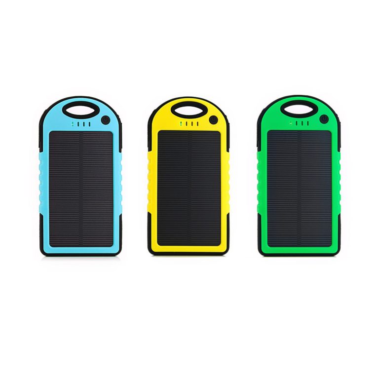 IAG-Waterproof-Solar-Charger-With-Flashlight-Hero-1-4000mAh-1200×1200